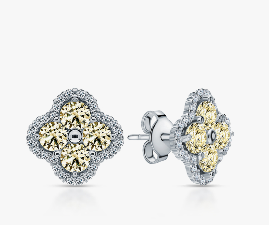 Boucles d'oreilles en argent avec zircon cubique
