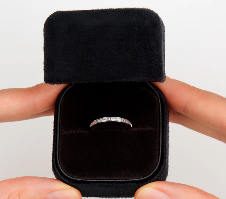 Bague en or avec diamants naturels — 4