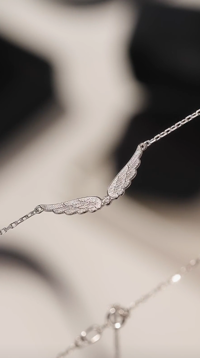 Collier Angel en argent orné d'un diamant naturel — 2