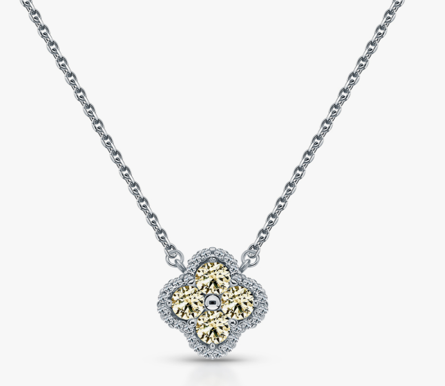 Collier en argent avec zircon cubique