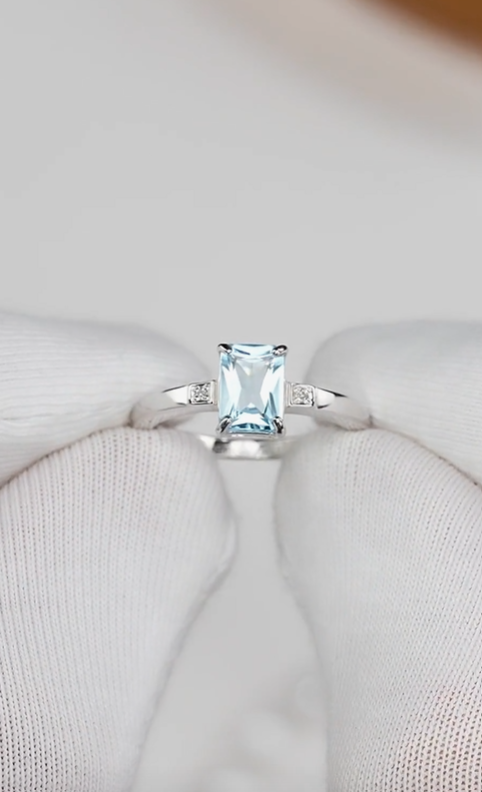 Bague en argent ornée de diamants naturels et de topazes — 3