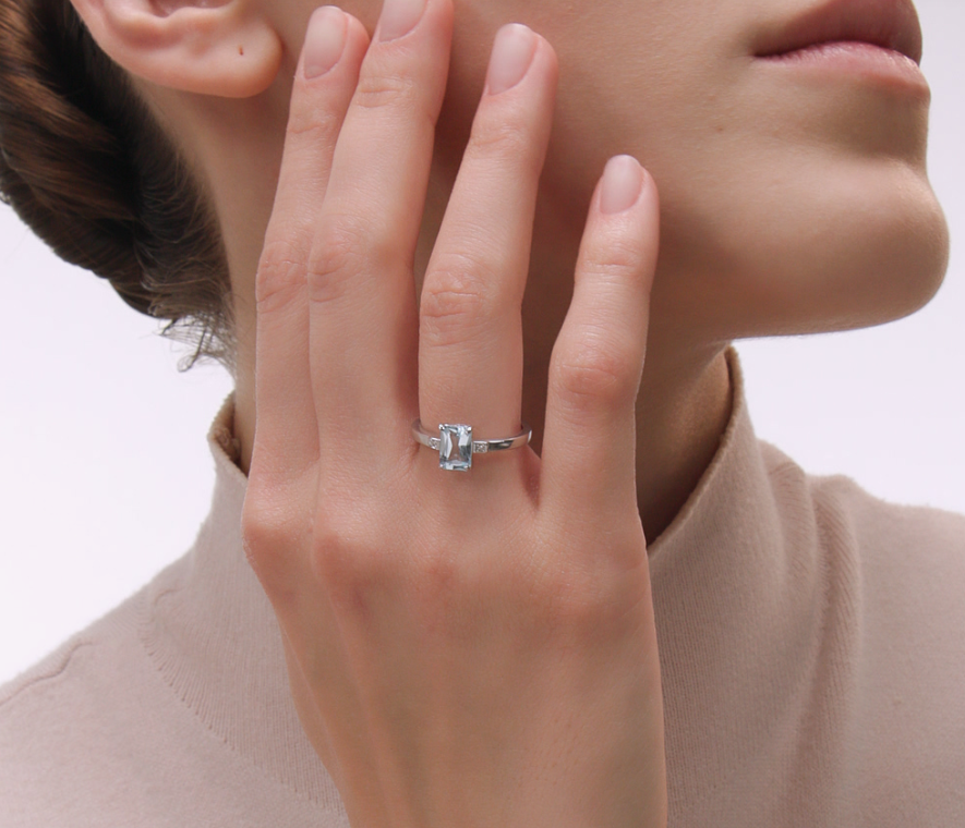 Bague en argent ornée de diamants naturels et de topazes — 4