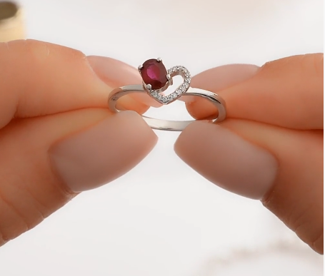 Bague en argent avec rubis naturel et oxyde de zirconium — 3