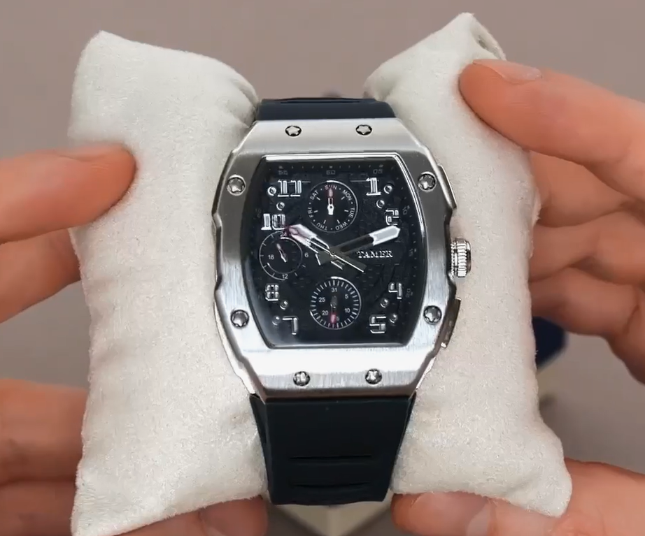 Montres pour hommes à quartz japonais — 2