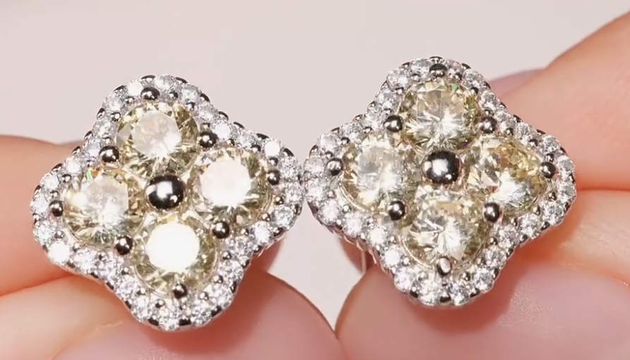 Boucles d'oreilles en argent avec zircon cubique — 4