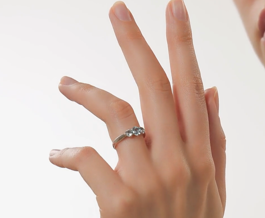 Bague en argent ornée de topazes naturelles — 3